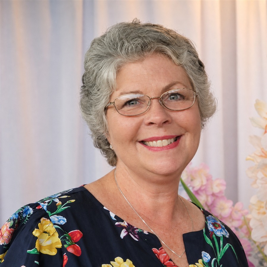 Angela Faulkner